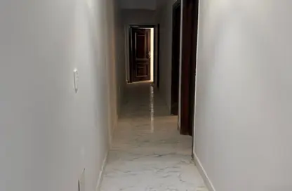 شقة - 3 غرف نوم - 2 حمامات للايجار في مدينة الشروق - القاهرة