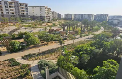 Townhouse - 4 Bedrooms - 4 Bathrooms for sale in Hyde Park - 5th Settlement Compounds - The 5th Settlement - New Cairo City - Cairo