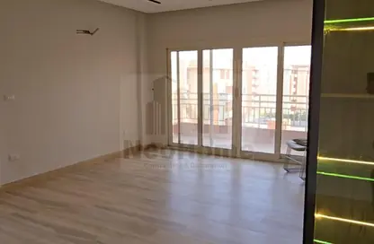 شقة - 3 غرف نوم - 2 حمامات للبيع في مدينة وصال - كمبوندات الشروق - مدينة الشروق - القاهرة