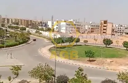 شقة - 4 غرف نوم - 3 حمامات للبيع في المجاورة الرابعة - المنطقة التاسعة - مدينة الشروق - القاهرة