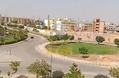 شقة - 4 غرف نوم - 3 حمامات للبيع في المنطقة التاسعة - مدينة الشروق - القاهرة
