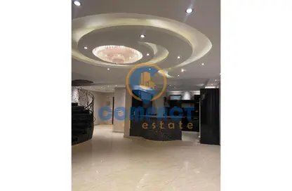 دوبلكس - 3 غرف نوم - 3 حمامات للايجار في الحي الثامن - الشيخ زايد - الجيزة