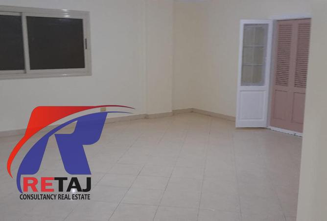 8198081 - Property Image 3