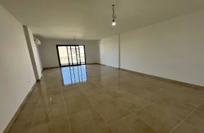 Apartment - 3 Bedrooms - 3 Bathrooms for sale in Fifth Square - The 5th Settlement - New Cairo City - Cairo