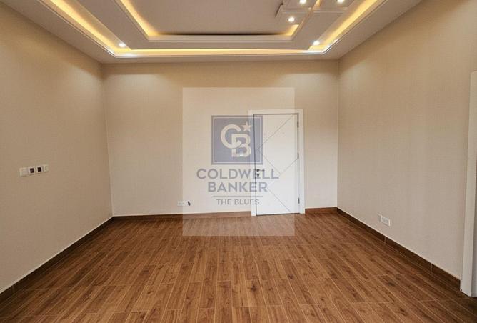 8517101 - Property Image 3