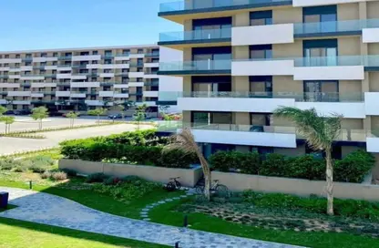 Apartment - 2 Bedrooms - 3 Bathrooms for sale in Al Burouj Compound - El Shorouk Compounds - Shorouk City - Cairo