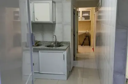 عيادة - استوديو - 7 حمامات للايجار في شارع عباس العقاد - المنطقة الأولى - مدينة نصر - القاهرة