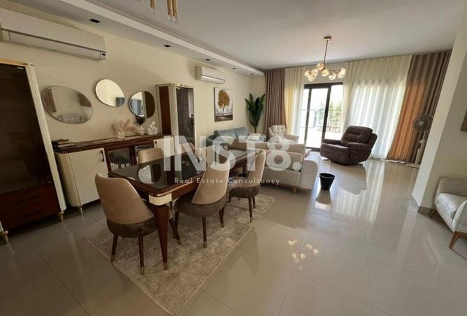 8073876 - Property Image 2