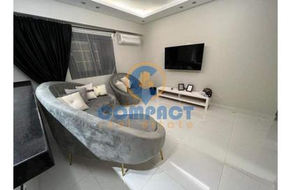 Apartment - 1 Bedroom - 1 Bathroom for rent in Al Mostathmir El Saghir - 10th District - Sheikh Zayed City - Giza