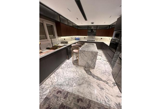 8369878 - Property Main Image