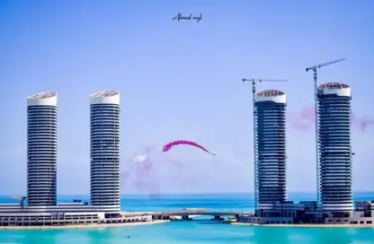 شقق فندقية - 2 غرف نوم - 2 حمامات للبيع في بيتش فرونت تاورز - مدينة العلمين الجديدة - العلمين - الساحل الشمالي