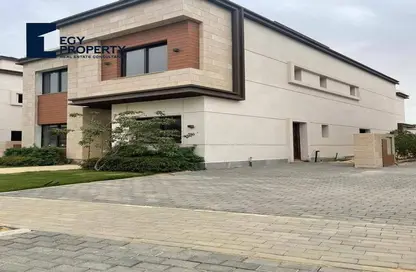 Villa - 3 Bedrooms - 3 Bathrooms for sale in Azzar - 5th Settlement Compounds - The 5th Settlement - New Cairo City - Cairo