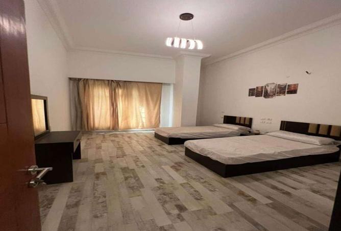 8060881 - Property Image 3