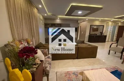 Apartment - 3 Bedrooms - 3 Bathrooms for sale in Thirteenth Sector - Zahraa El Maadi - Hay El Maadi - Cairo