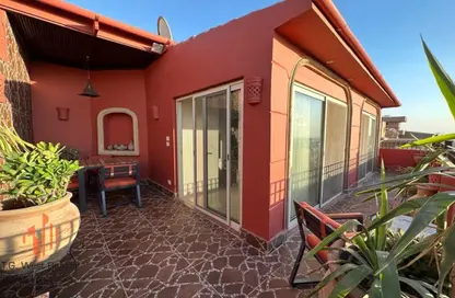 Roof - 2 Bedrooms - 2 Bathrooms for rent in Degla - Hay El Maadi - Cairo