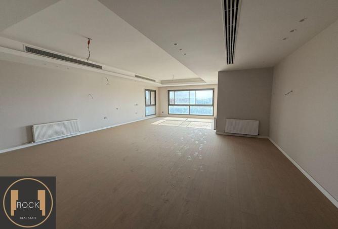 8309655 - Property Image 2