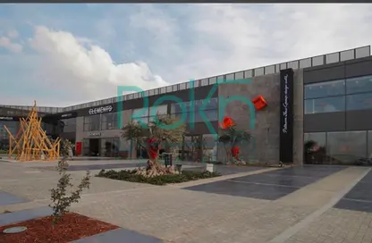 محل تجاري - استوديو - 1 حمام للبيع في مول سيتي ووك - طريق وصلة دهشور - الشيخ زايد - الجيزة