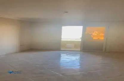 Apartment - 3 Bedrooms - 1 Bathroom for sale in Gardenia City Compound Nasr City - Zahraa Madinat Nasr - Nasr City - Cairo