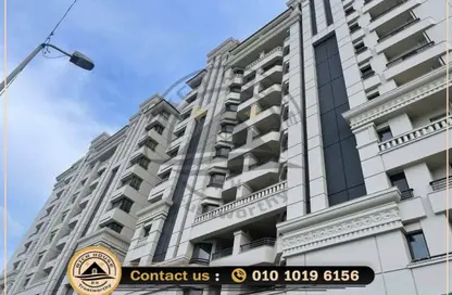 Apartment - 4 Bedrooms - 3 Bathrooms for rent in Mohamed Fawzy Moaz St. - Smouha - Hay Sharq - Alexandria