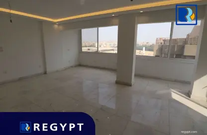 Duplex - 4 Bedrooms - 3 Bathrooms for sale in Street 232 - Degla - Hay El Maadi - Cairo