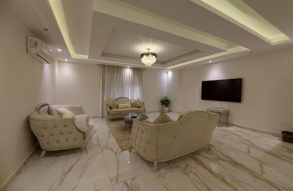 Apartment - 3 Bedrooms - 3 Bathrooms for sale in Shooting Club Street - Dokki - Giza