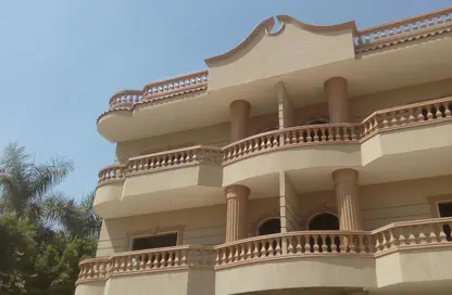 سطح - 2 غرف نوم - 1 حمام للبيع في الحي الخامس - مدينة العبور - القليوبية