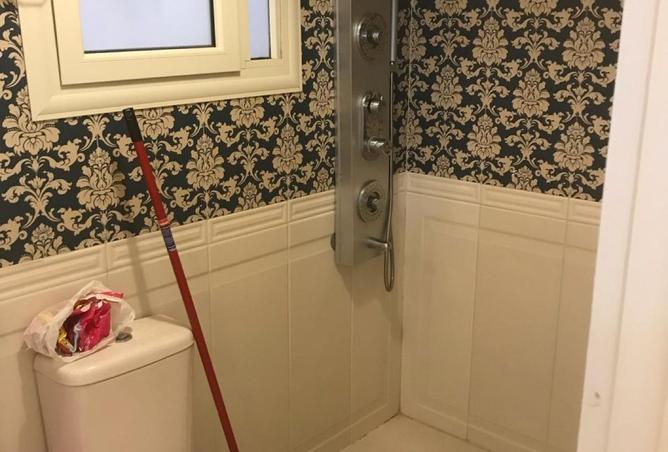 8233608 - Property Image 2