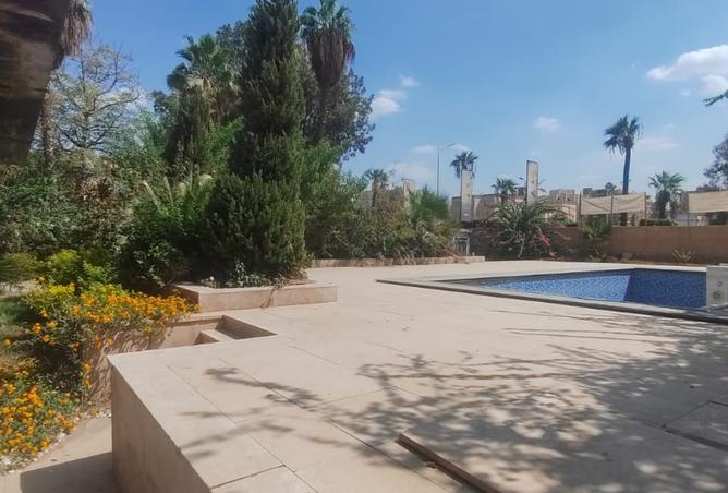 8060666 - Property Image 2