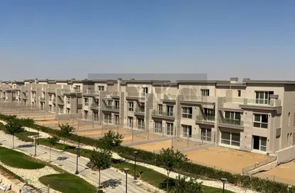 Townhouse - 3 Bedrooms - 4 Bathrooms for sale in La Vista City - New Capital Compounds - New Capital City - Cairo
