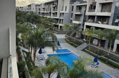 شقة - 3 غرف نوم - 3 حمامات للايجار في باتيو كازا - الباتيو - كمبوندات الشروق - مدينة الشروق - القاهرة