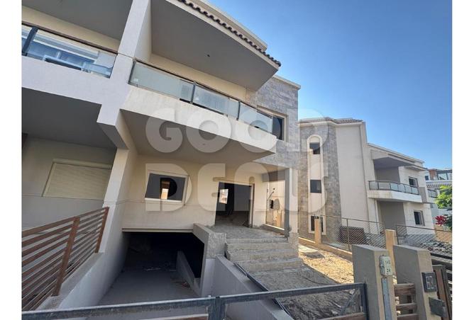 8237206 - Property Image 2