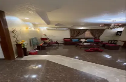 Apartment - 3 Bedrooms - 3 Bathrooms for sale in Zahraa El Maadi - Hay El Maadi - Cairo
