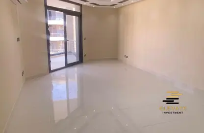 Apartment - 2 Bedrooms - 1 Bathroom for rent in Taj City - 5th Settlement Compounds - The 5th Settlement - New Cairo City - Cairo