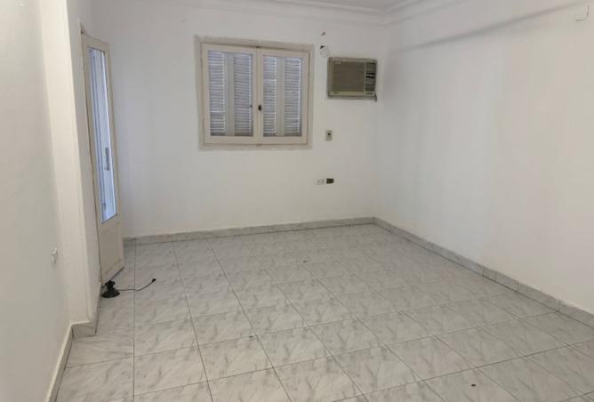 8211978 - Property Image 3