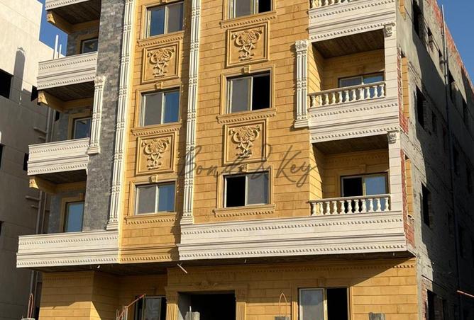 8313741 - Property Image 2