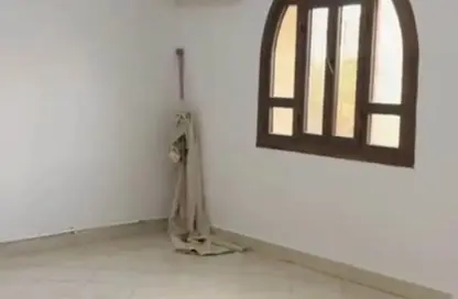 Apartment - 2 Bedrooms - 1 Bathroom for rent in El Rehab Extension - Al Rehab - New Cairo City - Cairo