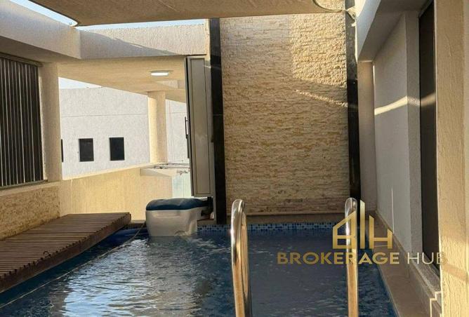 8329778 - Property Image 3