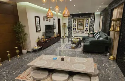 دوبلكس - 3 غرف نوم - 4 حمامات للبيع في سوديك ايست - الحي السادس - هليوبوليس الجديدة - القاهرة