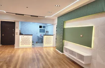 Apartment - 2 Bedrooms - 1 Bathroom for sale in El Rehab Extension - Al Rehab - New Cairo City - Cairo