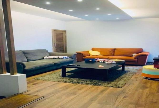8073441 - Property Image 2