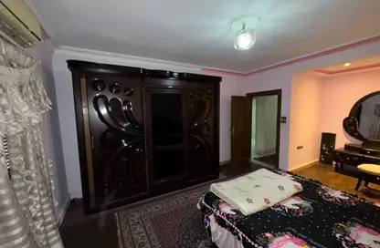 شقة - 3 غرف نوم - 2 حمامات للايجار في شارع الدكتور البطراوي - المنطقة الأولى - مدينة نصر - القاهرة