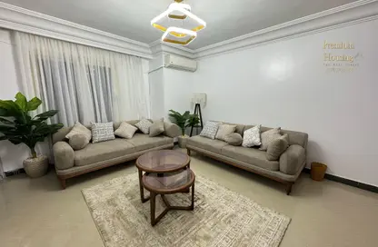 شقة - 2 غرف نوم - 1 حمام للايجار في ميدان لبنان - المهندسين - الجيزة