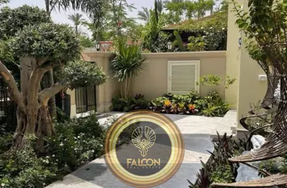 Villa - 4 Bedrooms - 3 Bathrooms for sale in Sarai - Mostakbal City Compounds - Mostakbal City - Future City - Cairo