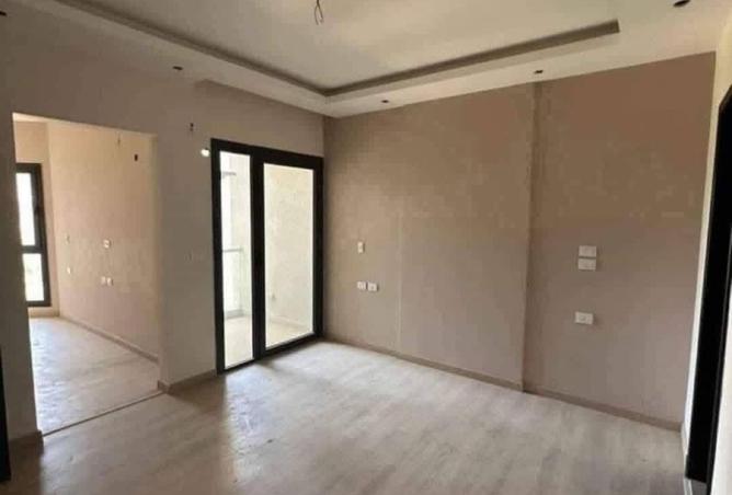 8172698 - Property Image 3