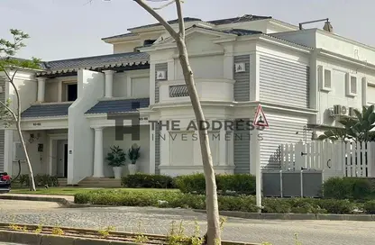 Villa - 4 Bedrooms - 4 Bathrooms for sale in Mountain View 1 - 5th Settlement Compounds - The 5th Settlement - New Cairo City - Cairo