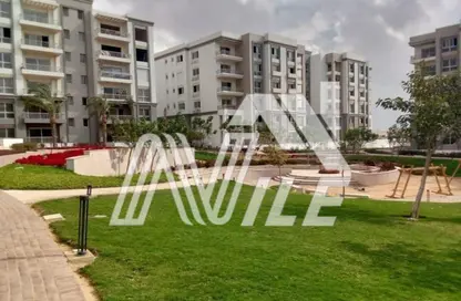 Apartment - 3 Bedrooms - 3 Bathrooms for sale in Garden Residence - Hyde Park - New Cairo City - Cairo