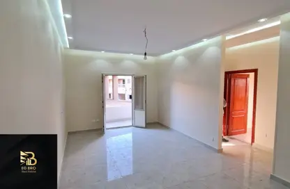 Apartment - 3 Bedrooms - 2 Bathrooms for sale in Shorouk City - Cairo