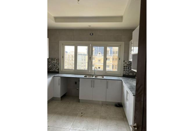 8271599 - Property Image 2