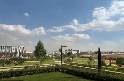 Apartment - 3 Bedrooms - 3 Bathrooms for sale in The Fourteen Golf Residences - Uptown Cairo - Mokattam - Cairo