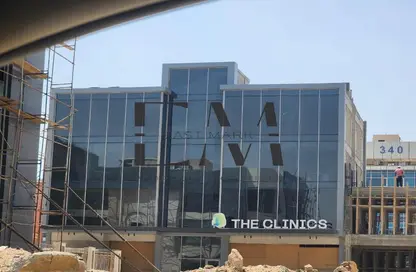 عيادة - استوديو - 1 حمام للبيع في شارع التسعين الشمالي - التجمع الخامس - مدينة القاهرة الجديدة - القاهرة